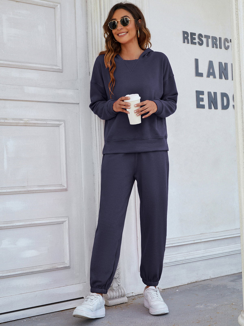 112c0b56792149e0afe3d38b1241bd07-Max