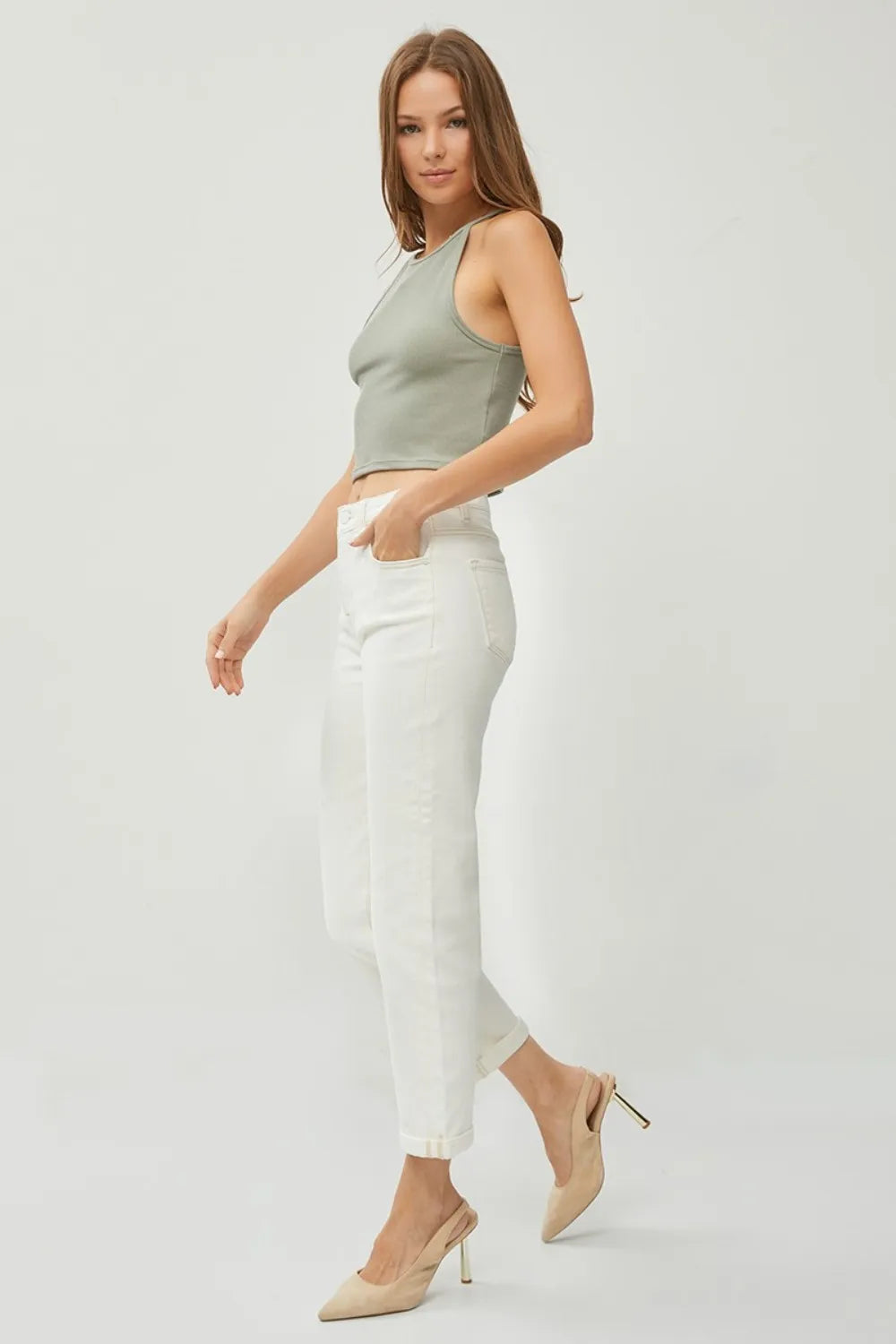 7fbde706-6c37-432b-aa8a-4934e2f665ea-Max