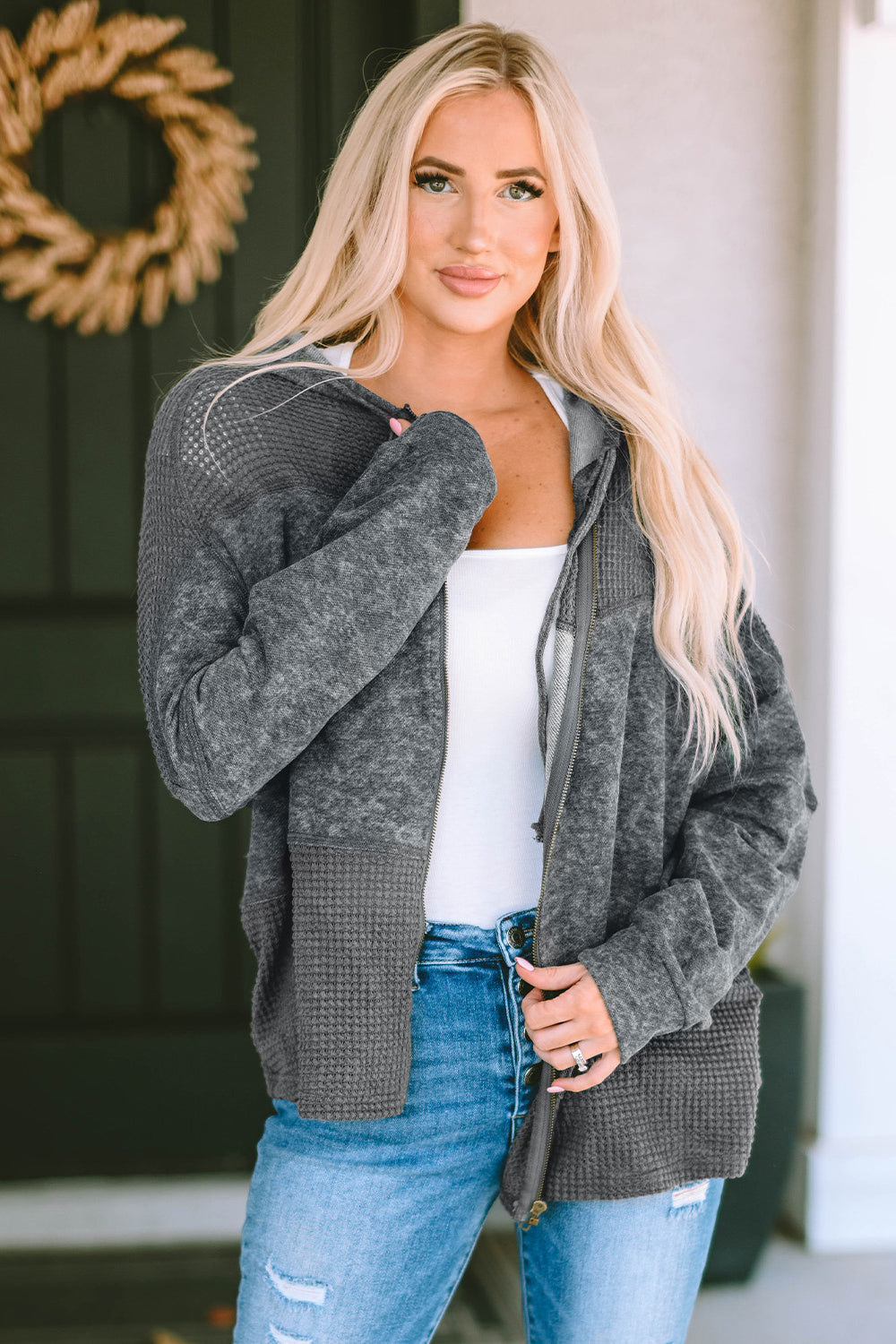 8d24a550f5ea4e0b992327f5913c8479-Max