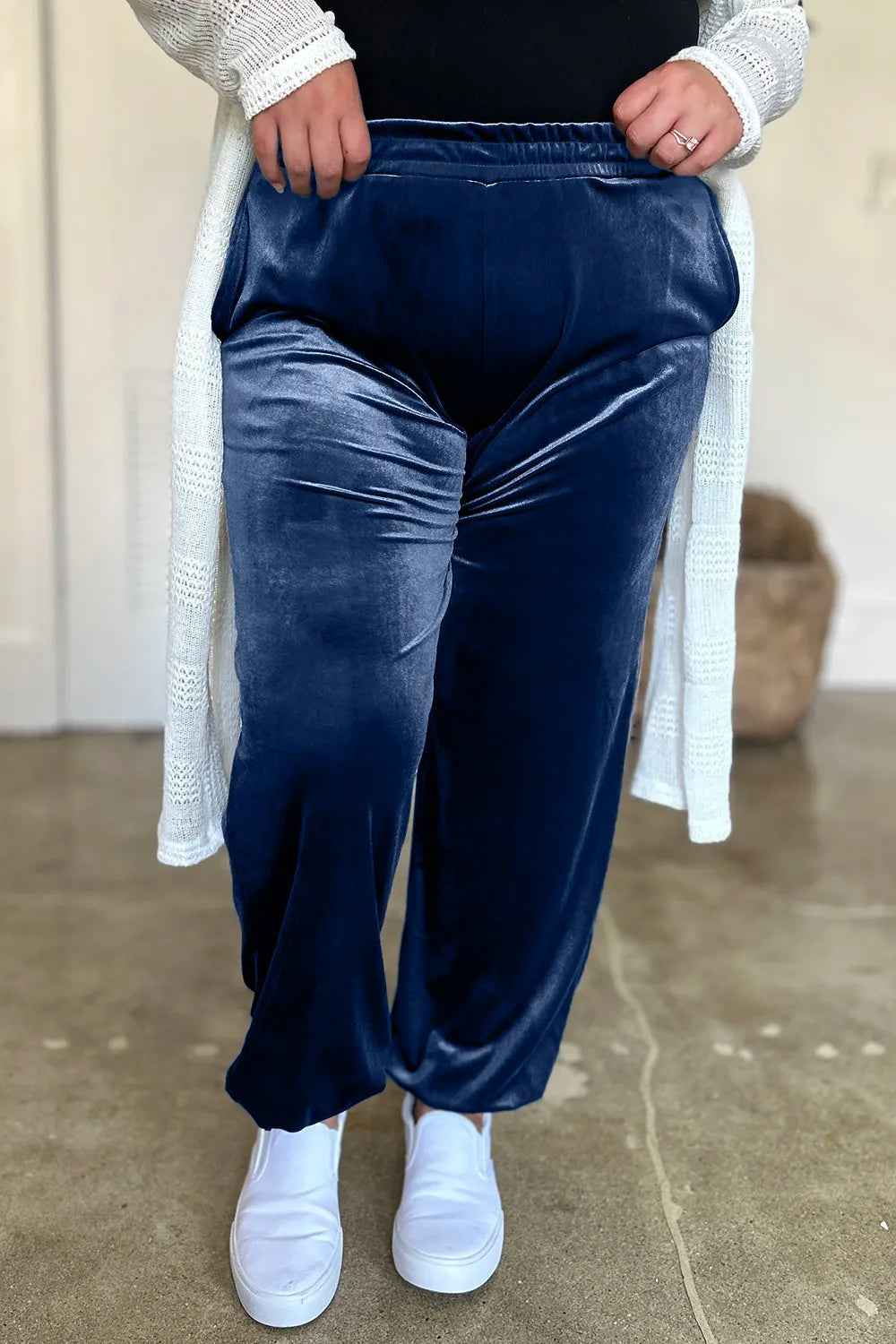 b42b1652-7ab9-46ad-9f30-3d57c9174c98-Max