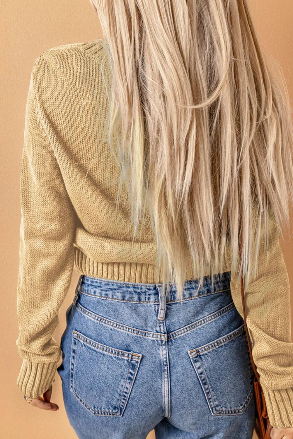 bf535b8f-49b5-4da9-b14b-534d0ce28889-Max