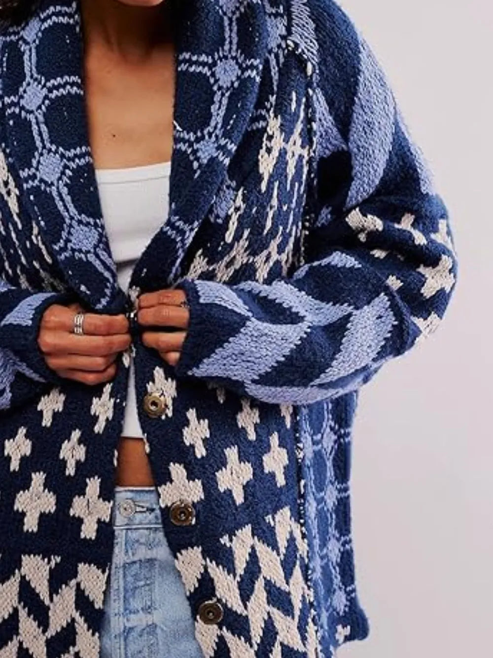 d4b571ad-7222-42db-8ac8-34d9aca7e13c-Max