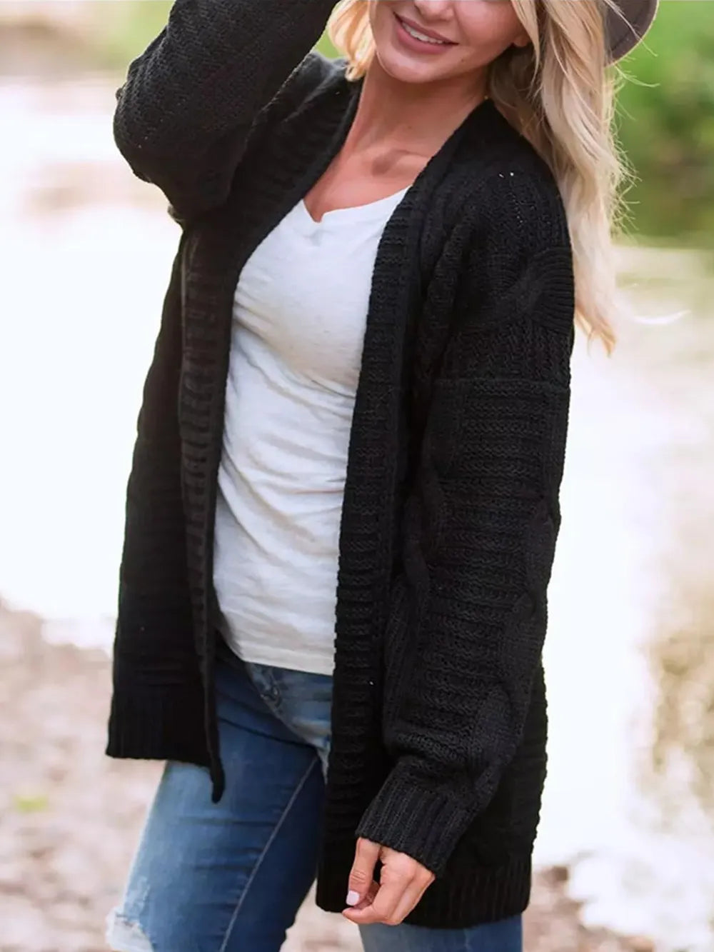 f6565ff1-ce14-475f-a94f-e213ac659b32-Max